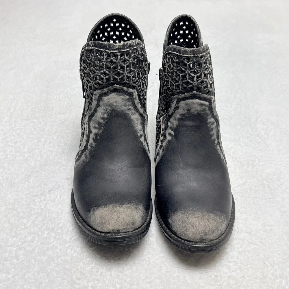 Circle G Black Distressed Leather Laser Cut Ankle Booties Side Zip Boots Size 10